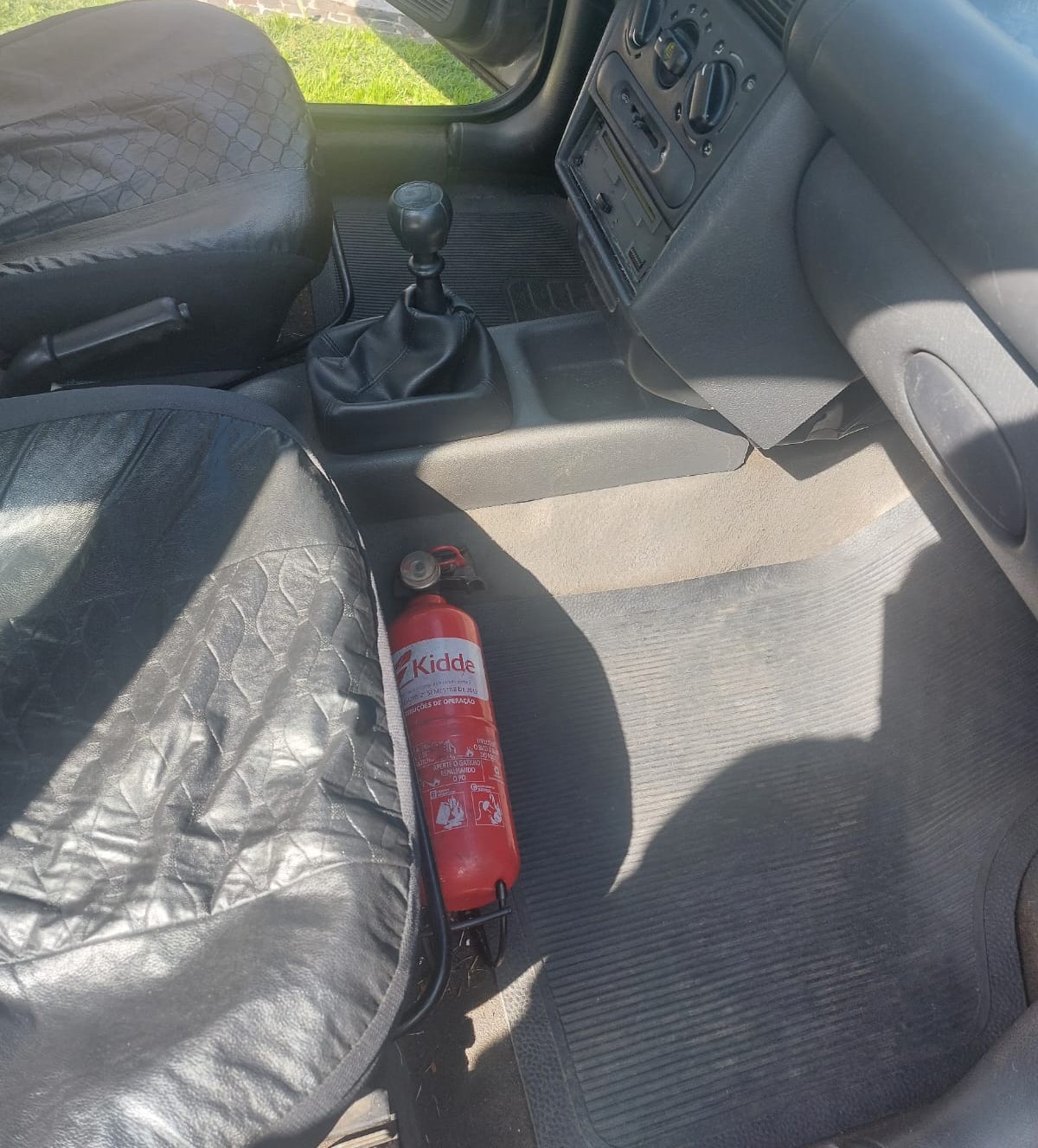 Interior imagem 4 — Chevrolet Corsa